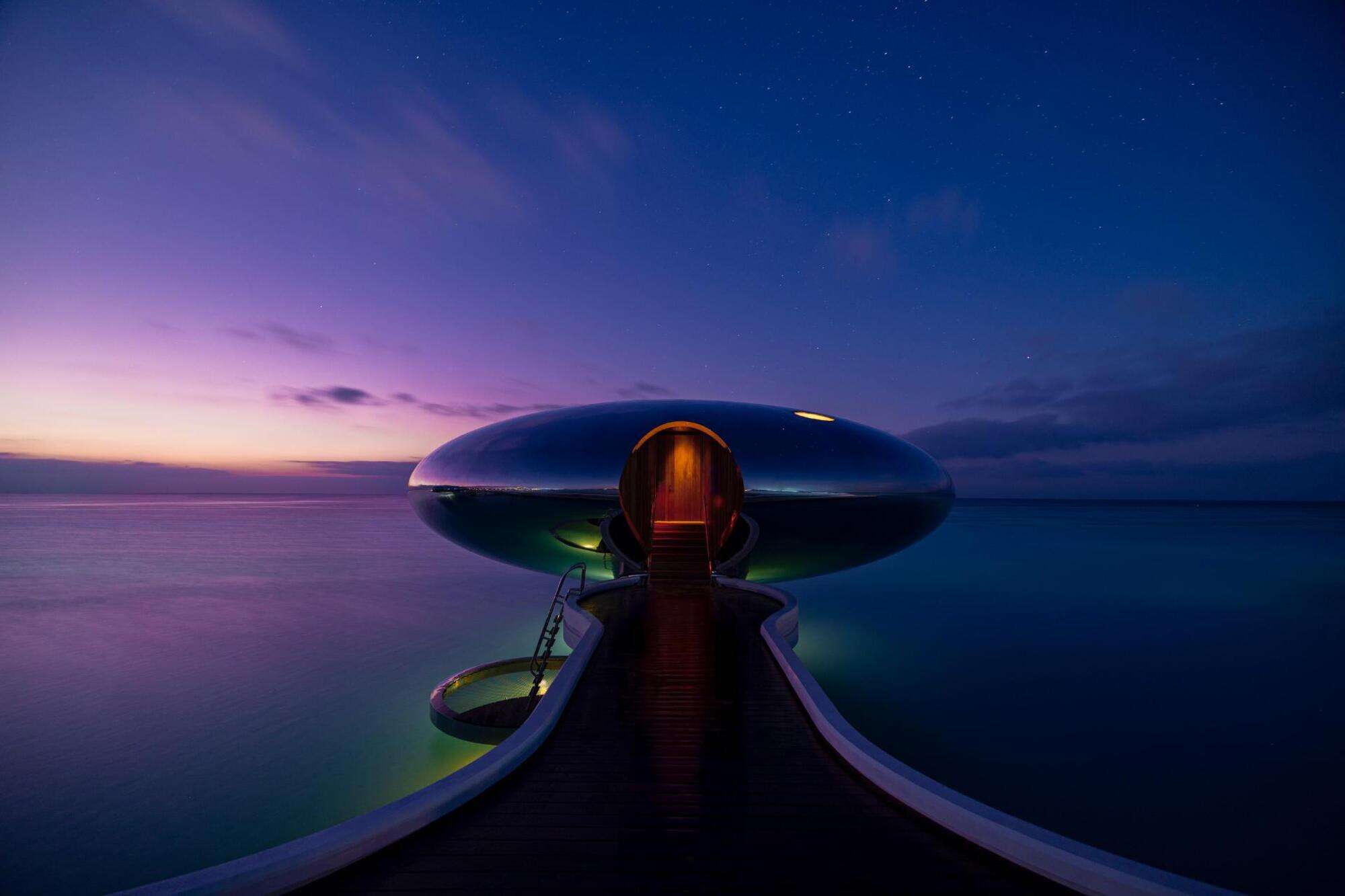 Arquitetura de outro mundo: o hotel saudita que flutua no mar 