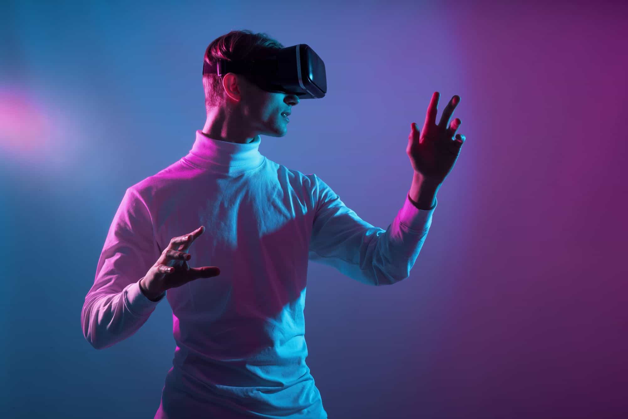 O plano da Meta para te fazer querer um óculos de realidade virtual